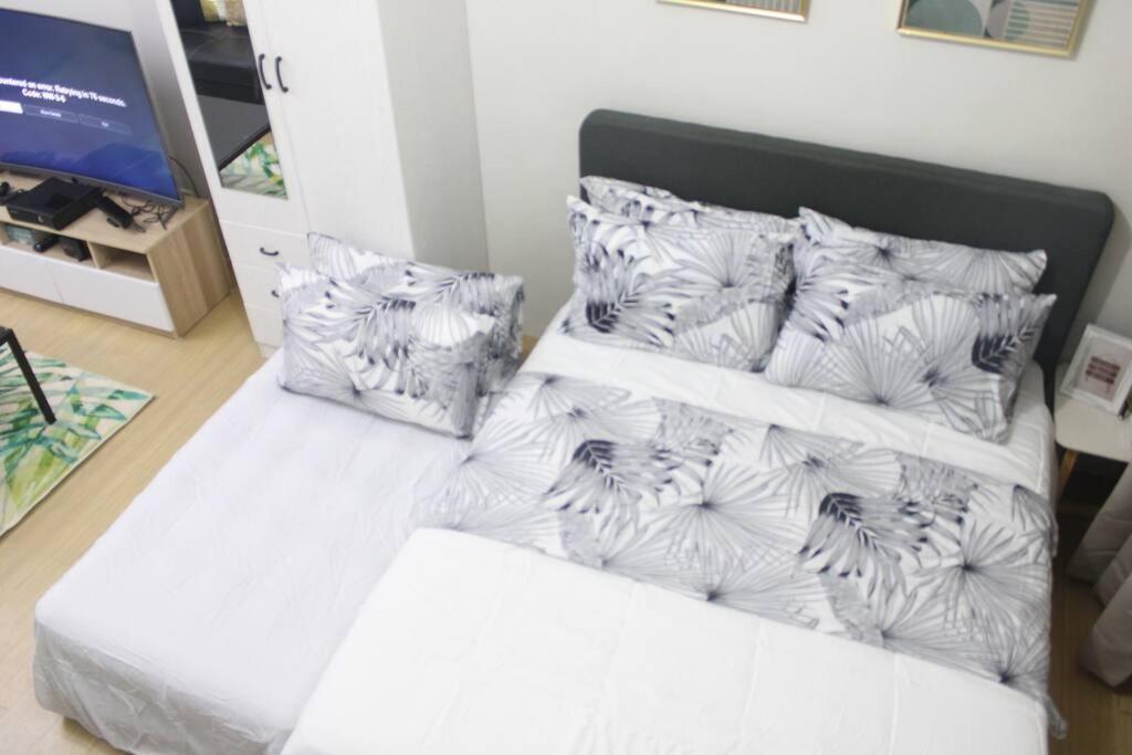 Huge A2J Executive Luxury 1Br Suite Near Abs Cbn, Gma Manila Eksteriør billede