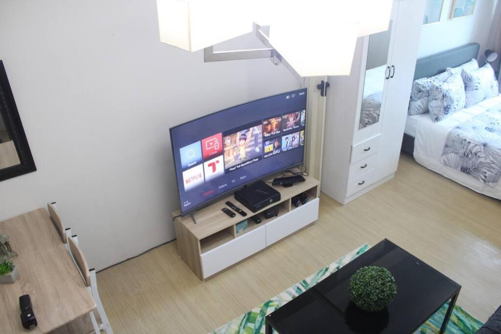Huge A2J Executive Luxury 1Br Suite Near Abs Cbn, Gma Manila Eksteriør billede
