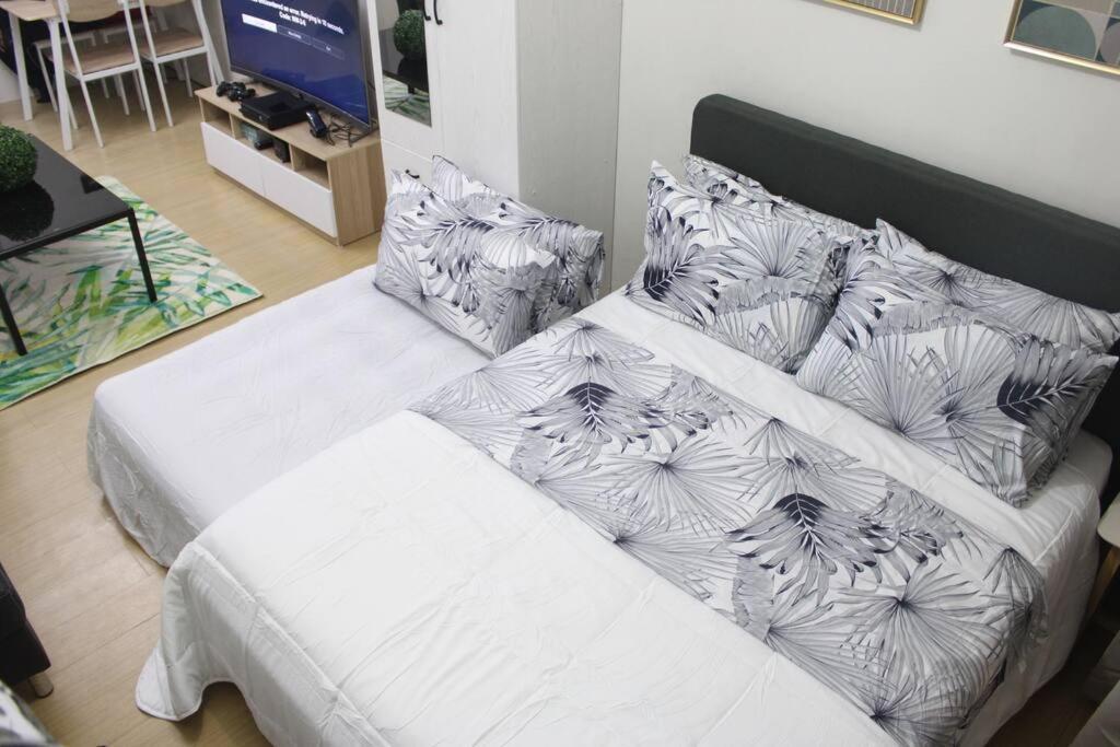 Huge A2J Executive Luxury 1Br Suite Near Abs Cbn, Gma Manila Eksteriør billede